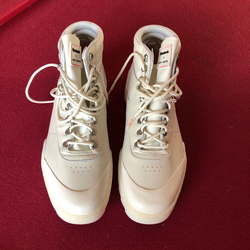 WANT THEM GONE SALE Reebok Gigi Hadid sneakers